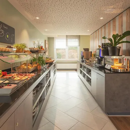 Holiday Inn - The Niu, Mill Cologne Muelheim, An Ihg Hotel-2